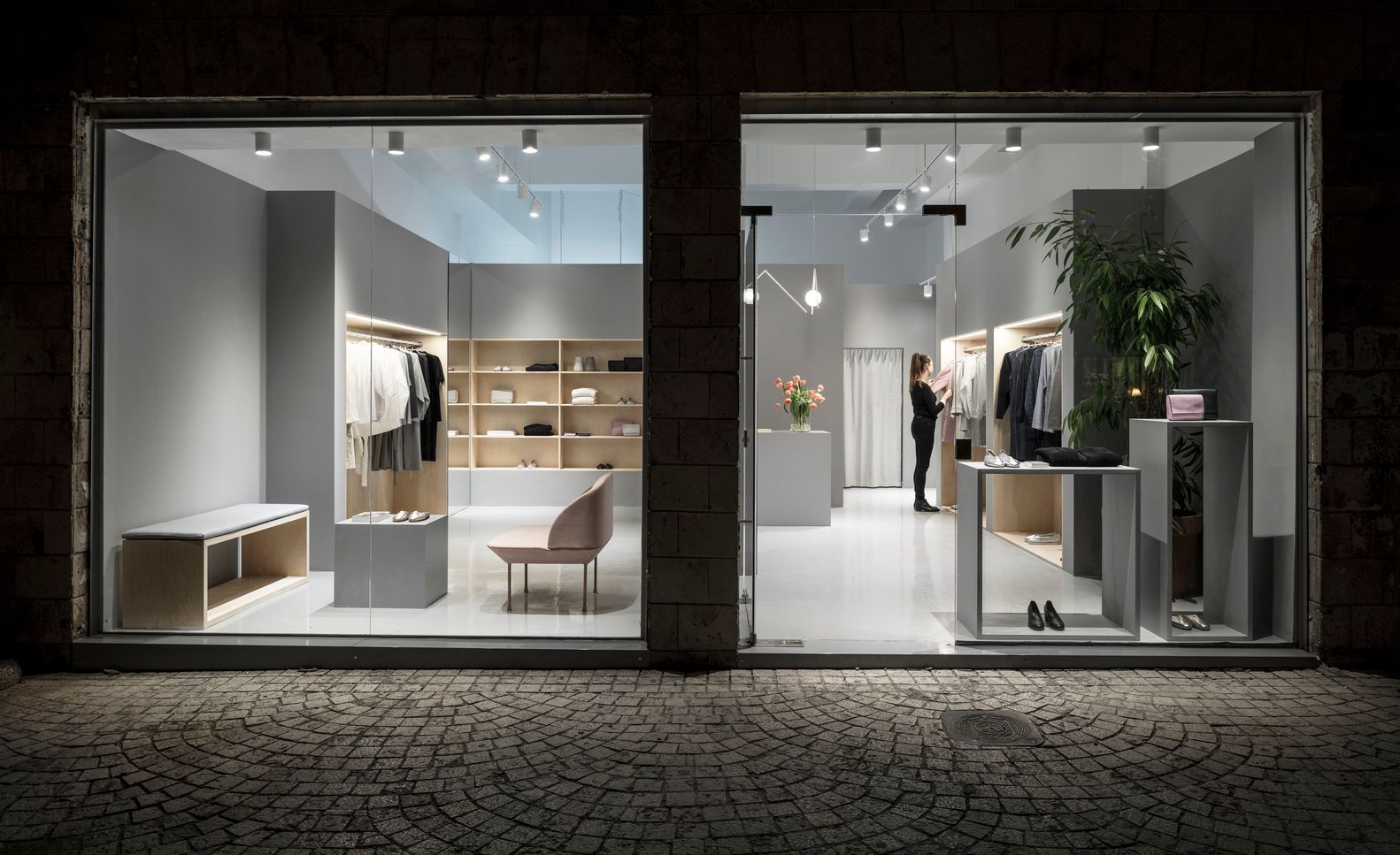 Retail lighting scene example