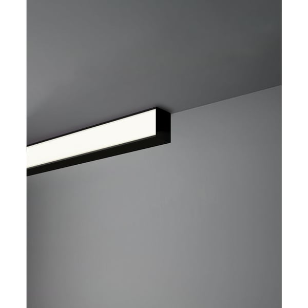 Surface mounted outlet linear light