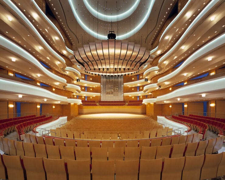 Interior view of the Segerstrom Concert Hall. The lighting was designed by Francesca Bettridge.