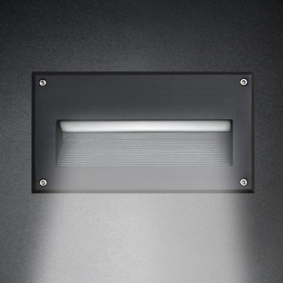 Alcon 9607 Recessed Wall-Mounted LED Step and Driveway Light
