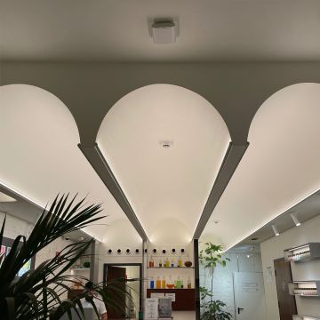 Alcon 15255 Slim Cove LED Light