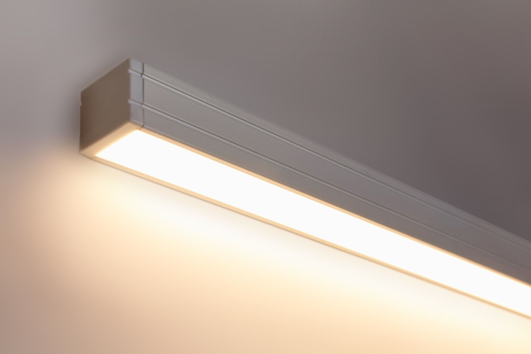 Alcon Lighting 14220 Architectural Led Linear 120v Light Bar For
