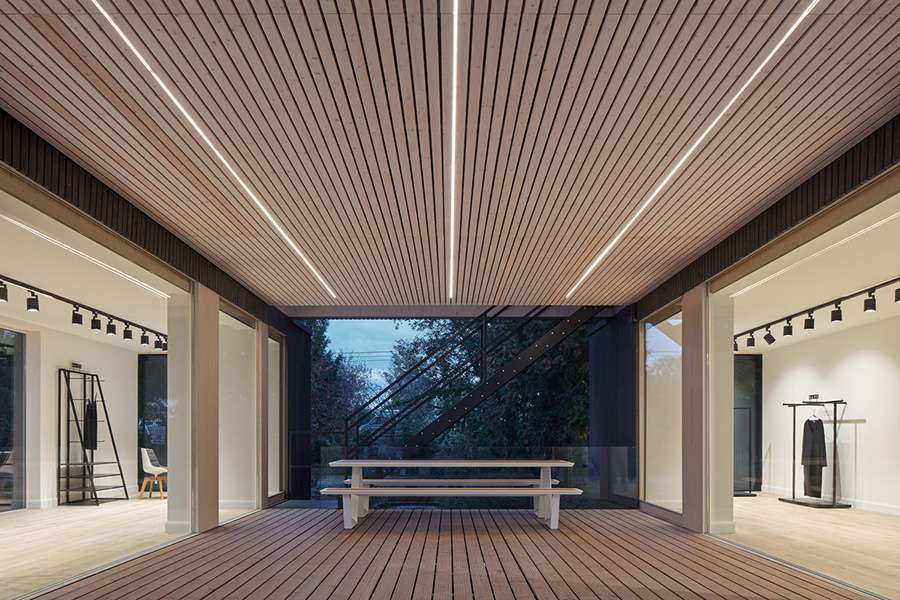 Commercial-Grade Retail Lighting